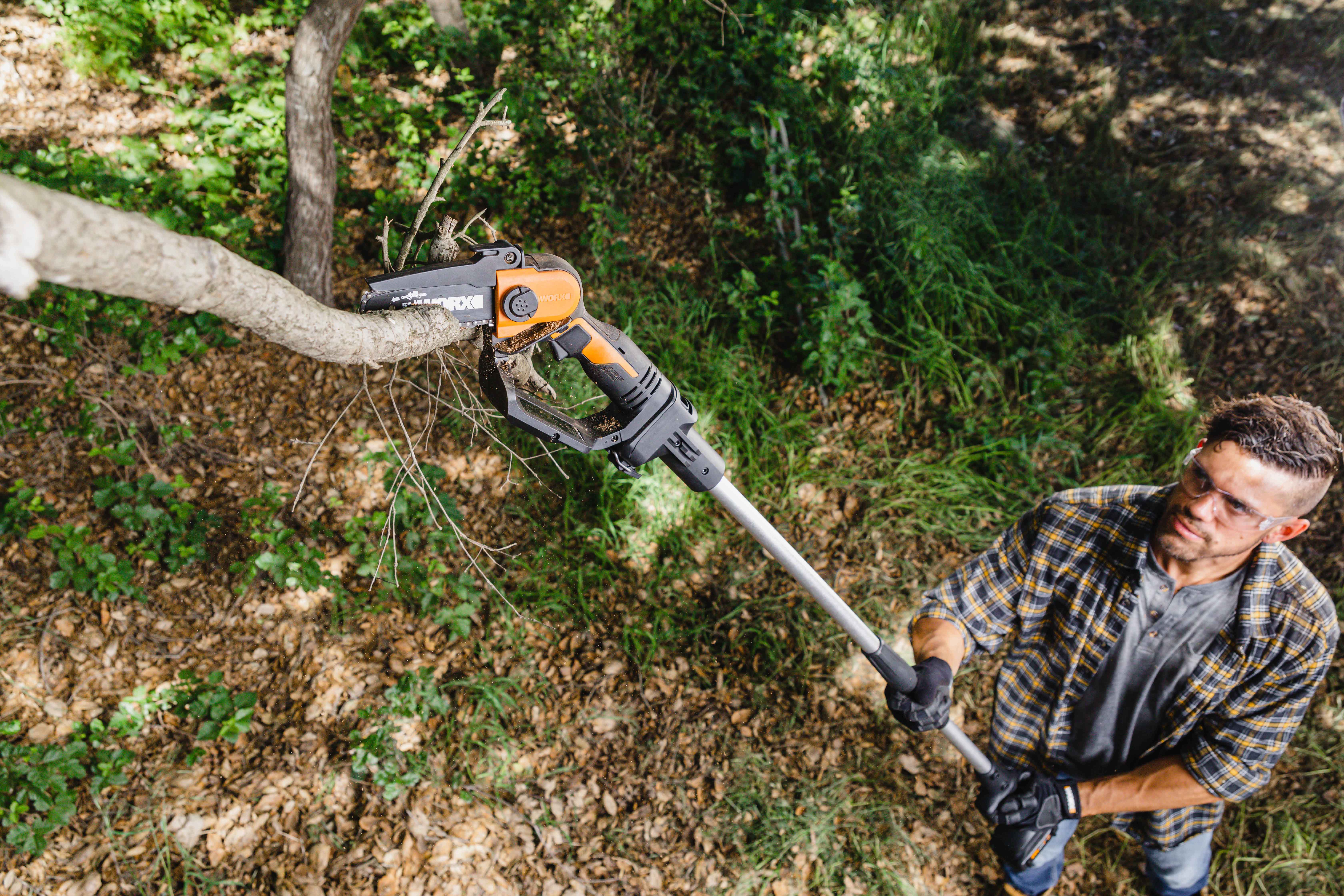 WORX Debuts Ultra Compact 20V Power Share 5 inch Pruning Saw